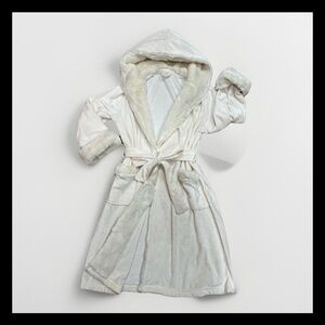 Pottery Barn Plush Fur Robe Bone White Faux Fur Lining Trim Hooded